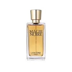 Perfume Lancome Magie Noire de mujer